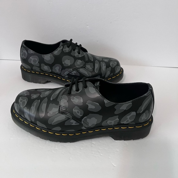 Dr. Martens Other - Dr. Martens 1461 Skull Leopard Print Oxfords Black Mens Size 8/ Womens Size 9